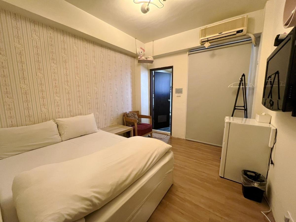 Fengchia Fun House Apartment Taichung Exterior photo