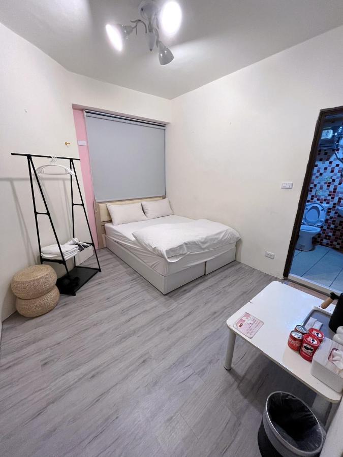 Fengchia Fun House Apartment Taichung Exterior photo