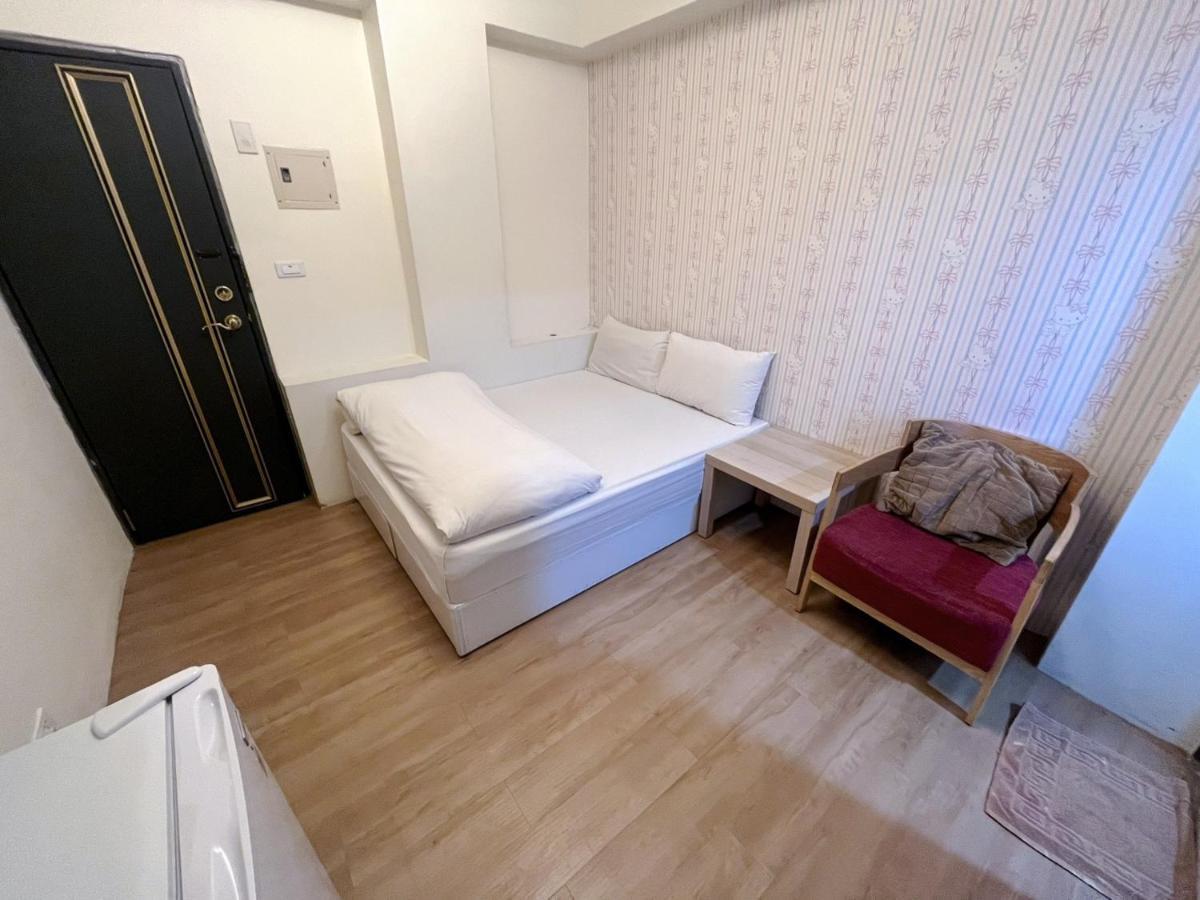 Fengchia Fun House Apartment Taichung Exterior photo